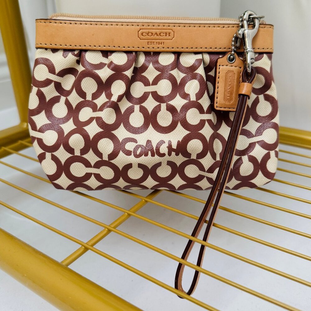 Cute COACH Vintage Beige and Brown Wristlet!
